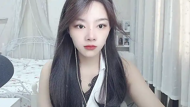 Snapshot of Jenny-Z chatting on June 2026 01:04:02 AM Jenny-Z online show from June 2026 01:04:02 AM