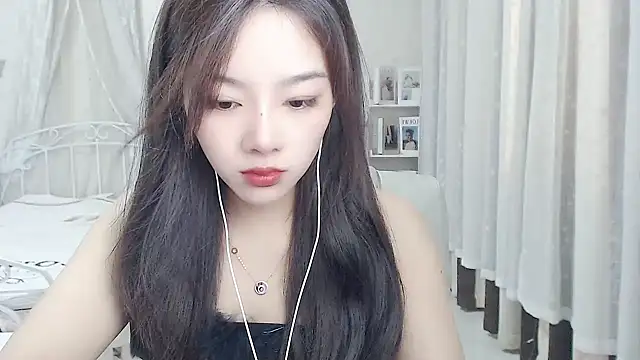 Snapshot of Jenny-Z chatting on June 2026 01:49:01 AM Jenny-Z online show from June 2026 01:49:01 AM