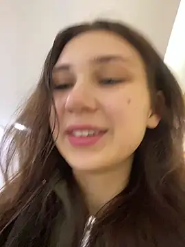 QuitieLia online show from January 2025 03:26:01 PM