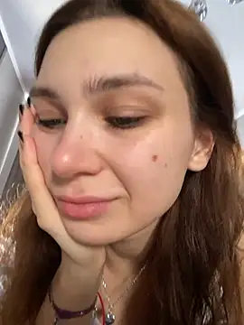 QuitieLia online show from February 2026 07:14:02 AM