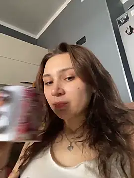 QuitieLia online show from March 2026 07:13:02 AM