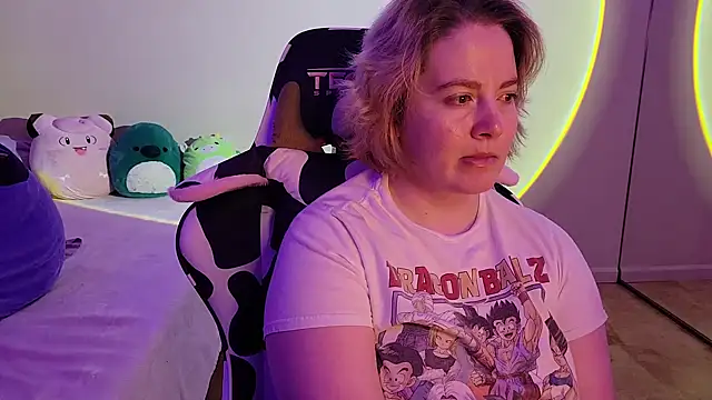 InternetFairy XO online show from January 2025 09:45:01 AM