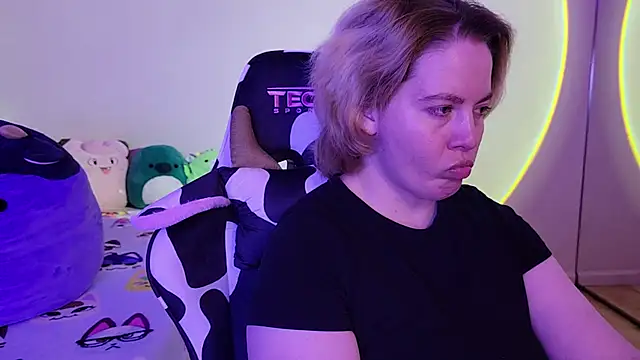 InternetFairy XO online show from January 2025 10:07:02 AM