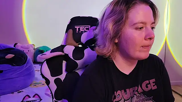 InternetFairy XO online show from February 2025 02:25:01 PM