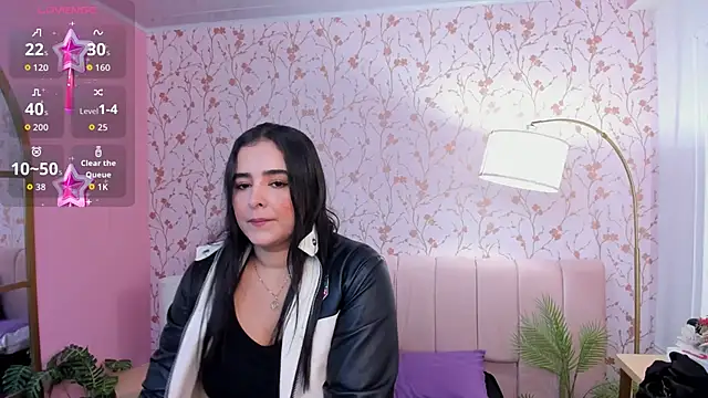 taylor bennet online show from October 2025 12:14:02 PM