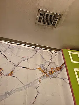 Snapshot of Southern_Bella chatting on November 2025 12:07:02 PM Southern Bella online show from November 2025 12:07:02 PM