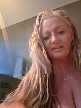 Snapshot of Southern_Bella chatting on November 2025 12:59:01 PM Southern Bella online show from November 2025 12:59:01 PM