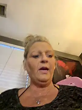 Snapshot of Southern_Bella chatting on December 2025 04:57:02 PM Southern Bella online show from December 2025 04:57:02 PM