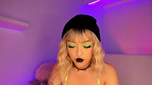 Gloomydoll online show from January 2025 05:51:02 PM