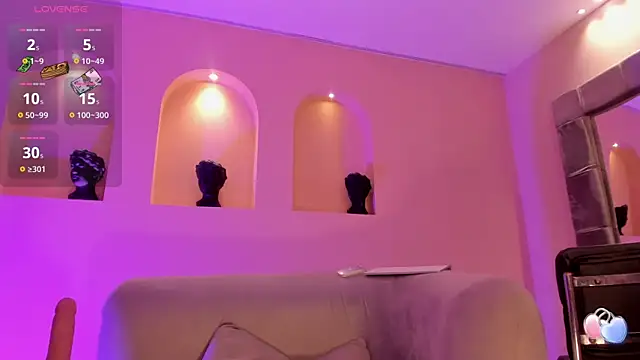 Snapshot of LindseyMoss chatting on December 2024 06:32:02 AM LindseyMoss online show from December 2024 06:32:02 AM