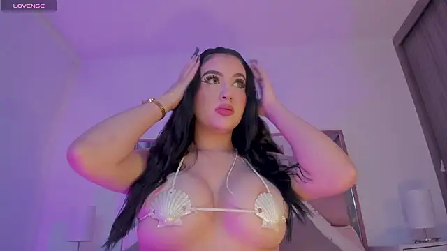 Snapshot of LindseyMoss chatting on September 2025 11:30:01 PM LindseyMoss online show from September 2025 11:30:01 PM