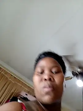 Real1SweetQueen online show from March 2025 05:39:02 PM