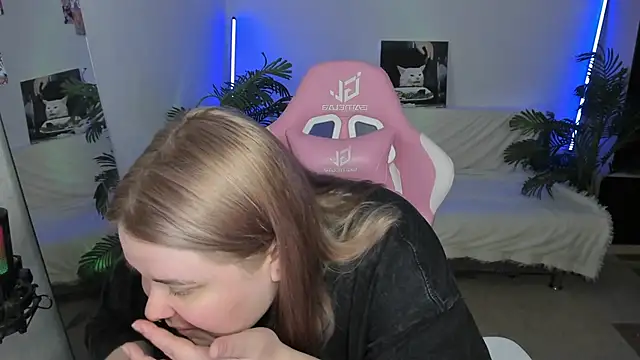 Akemi BBW online show from March 2025 06:59:02 PM