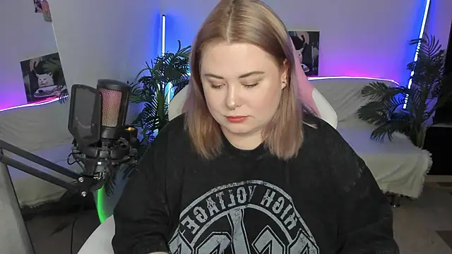 Akemi BBW online show from March 2025 09:17:01 PM