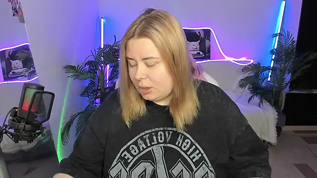 Akemi BBW online show from March 2025 07:49:02 PM