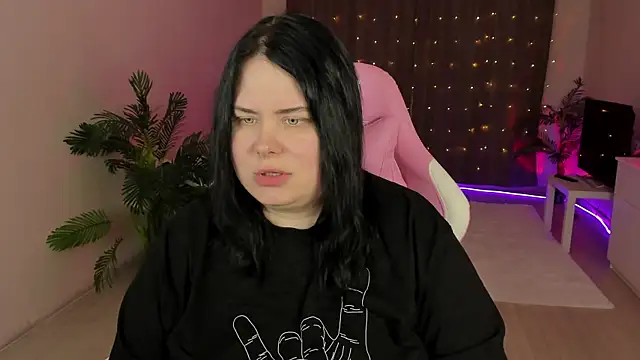 Akemi BBW online show from September 2025 05:18:02 PM