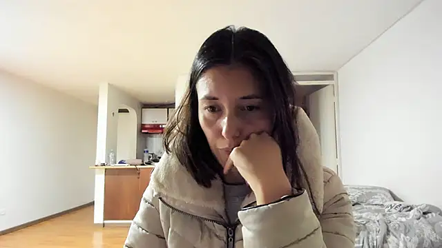 zoe jeane beker online show from February 2025 04:36:01 AM