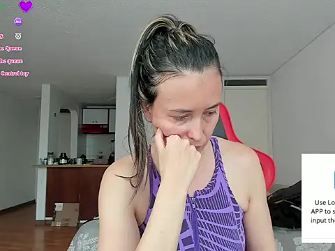 Snapshot of zoe_jeane_beker chatting on May 2026 09:10:01 PM zoe jeane beker online show from May 2026 09:10:01 PM