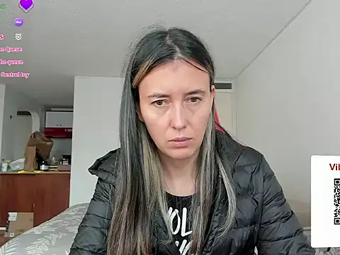 Snapshot of zoe_jeane_beker chatting on June 2026 08:47:01 PM zoe jeane beker online show from June 2026 08:47:01 PM