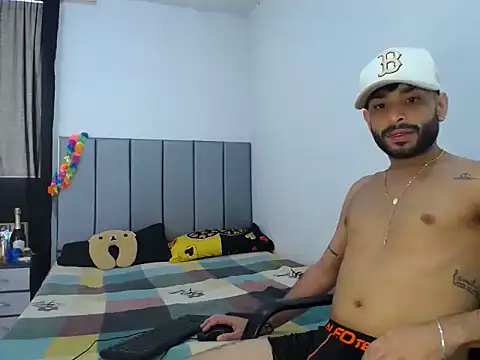 Evilboy555 online show from November 2025 02:28:02 PM