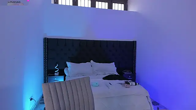 DereckCooperr online show from December 2024 08:15:01 PM