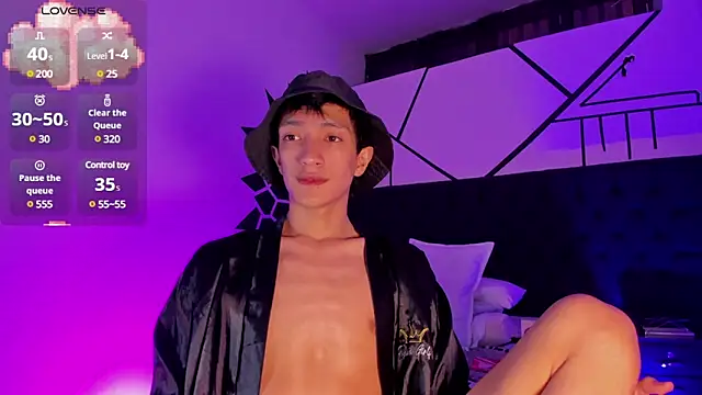 DereckCooperr online show from January 2025 03:25:02 AM