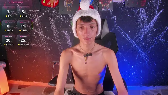 DereckCooperr online show from December 2025 10:49:02 PM