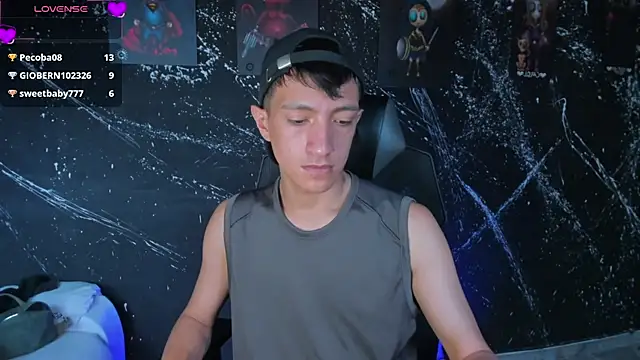 DereckCooperr online show from April 2026 08:46:01 PM