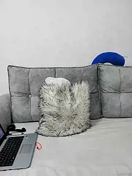 bebygirl143s online show from March 2025 08:31:01 PM