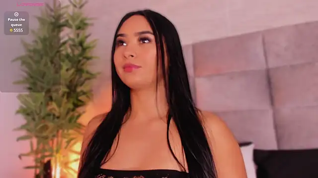 mia crawford online show from March 2025 11:51:01 AM