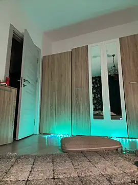 Snapshot of freiiaflower chatting on March 2025 04:07:01 AM freiiaflower online show from March 2025 04:07:01 AM