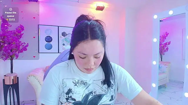 Isa reel online show from December 2025 07:52:02 PM