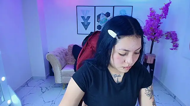 Snapshot of Isa_reel chatting on June 2026 07:49:01 PM Isa reel online show from June 2026 07:49:01 PM