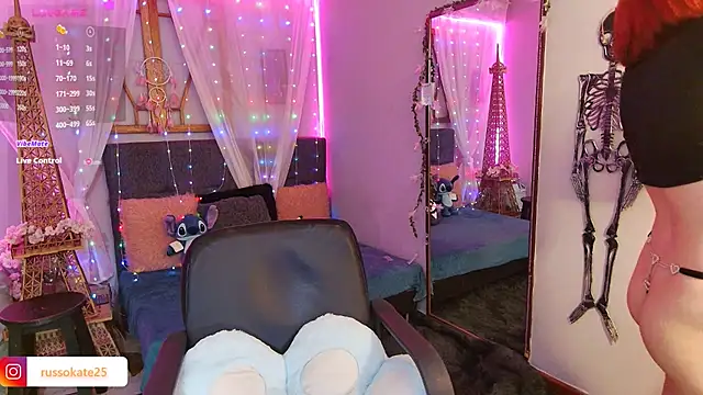 laura olssen online show from January 2025 12:37:01 PM