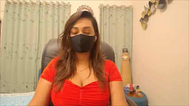 OH-Monica online show from December 2025 07:29:02 PM