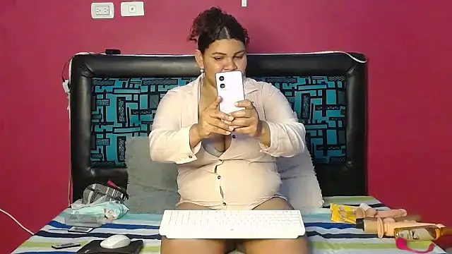 karolhot916 online show from October 2025 12:10:02 AM