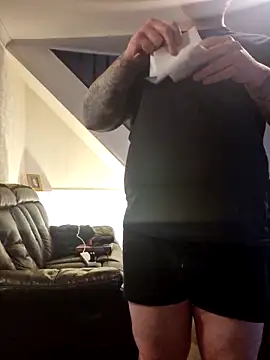 iang6348 online show from December 2024 06:09:02 PM