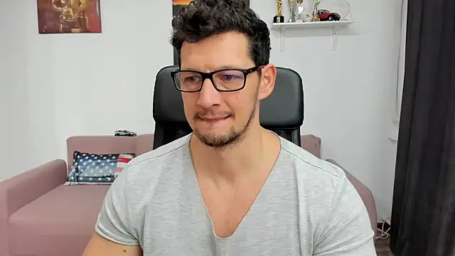 BrutusK08 online show from January 2025 02:41:01 PM