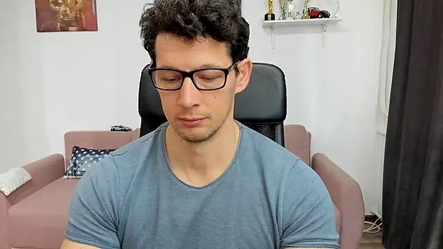 BrutusK08 online show from January 2025 10:19:01 AM