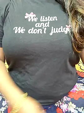 CUTE SOPHIA- online show from October 2025 09:14:01 PM