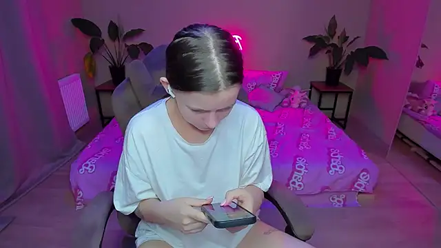 HelloRoxy online show from January 2025 11:35:02 PM