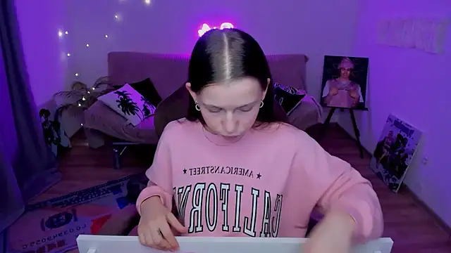 HelloRoxy online show from February 2026 12:22:02 AM