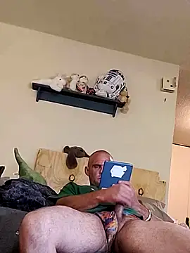 littleChop33 online show from October 2025 12:42:02 AM