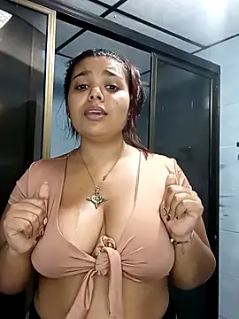 Snapshot of stefanie010 chatting on February 2026 07:09:02 PM stefanie010 online show from February 2026 07:09:02 PM