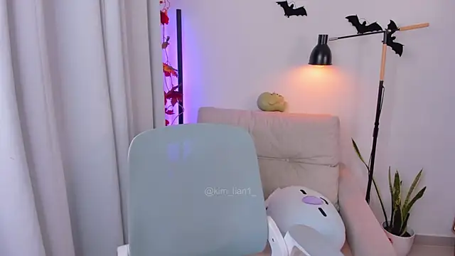 kim lian21 online show from October 2025 11:52:02 AM