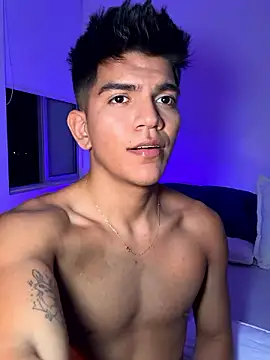 santiago 01 online show from December 2024 02:20:02 AM