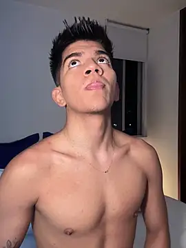 santiago 01 online show from January 2025 12:48:01 AM