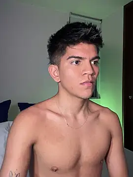 santiago 01 online show from January 2025 12:39:02 AM