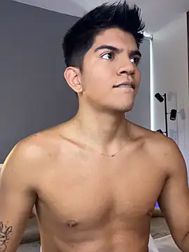 santiago 01 online show from March 2026 10:10:01 PM