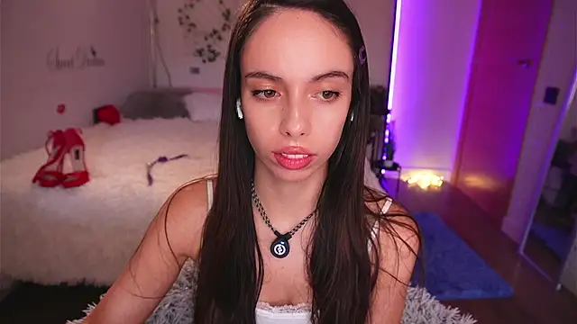 Dayna Nebula online show from October 2025 08:25:01 AM